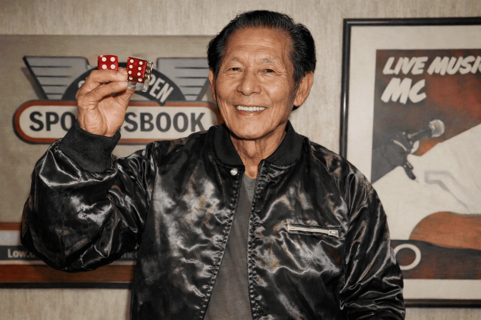 Stanley-Fujitake-mantuvo-una-racha-de-mas-de-tres-horas-en-craps-y-dejo-una-marca-en-Las-Vegas